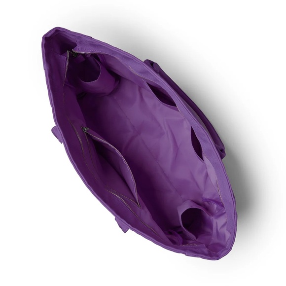 Glam-Aholic ATHLETIC CANVAS TOTE - Picture 3 of 6